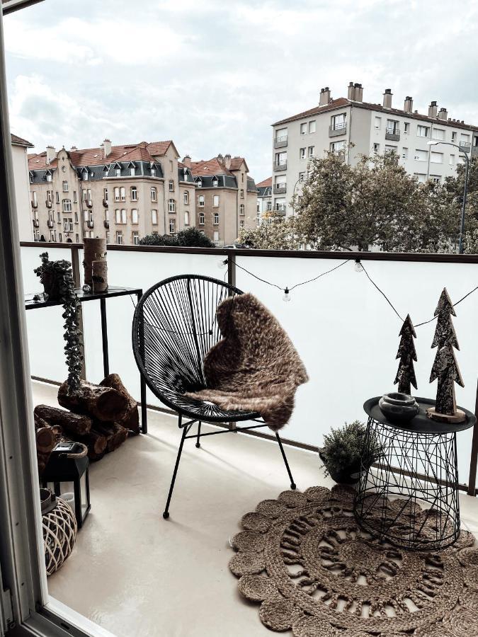 Le Cocon Blanc Metz - T2 - Parking Prive - Balcon - Nouvelle Ville, Gare Exterior foto